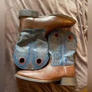 Ariat | Shoes | Ariat Mens Layton Western Boots Size 1ee  display picture 1